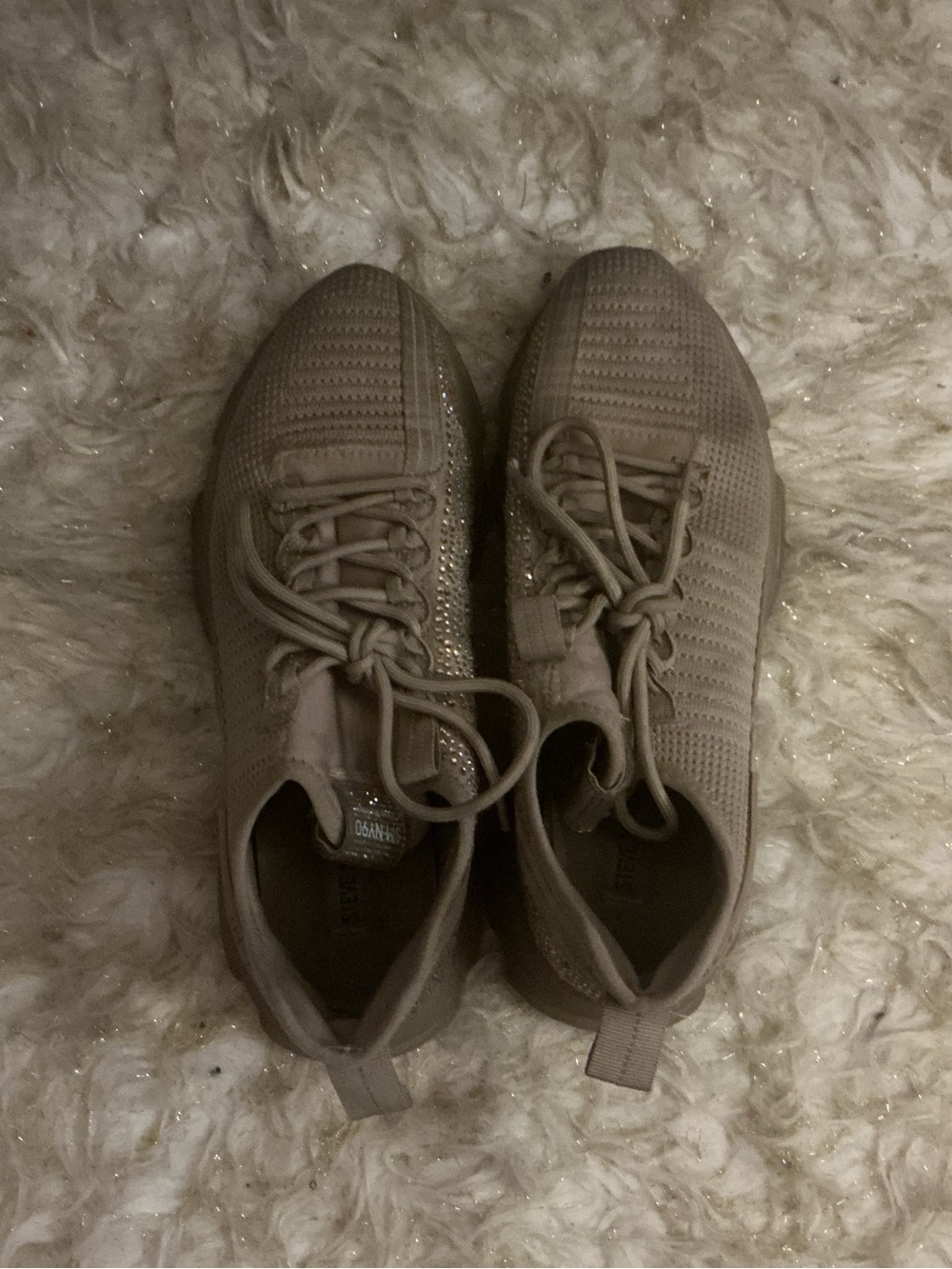 Steve Madden Womens Knit Lace-Up Sneakers in Taupe